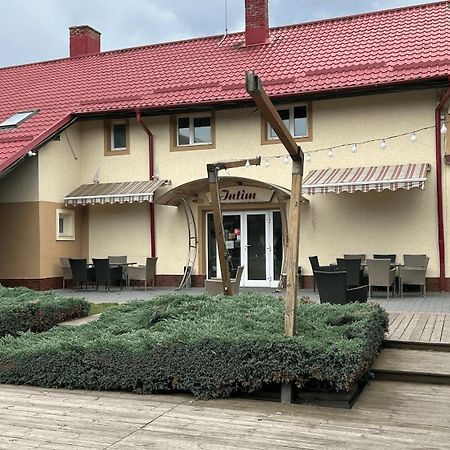 Hotel Intim Rădăuţi Exterior foto